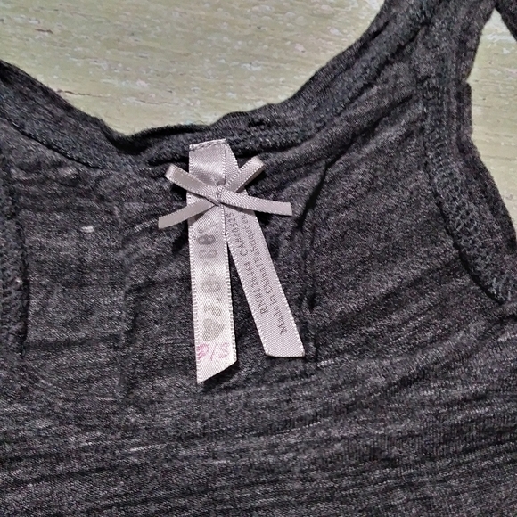 Gray Razorback Tank Top Comfy & Cute - Picture 5 of 14